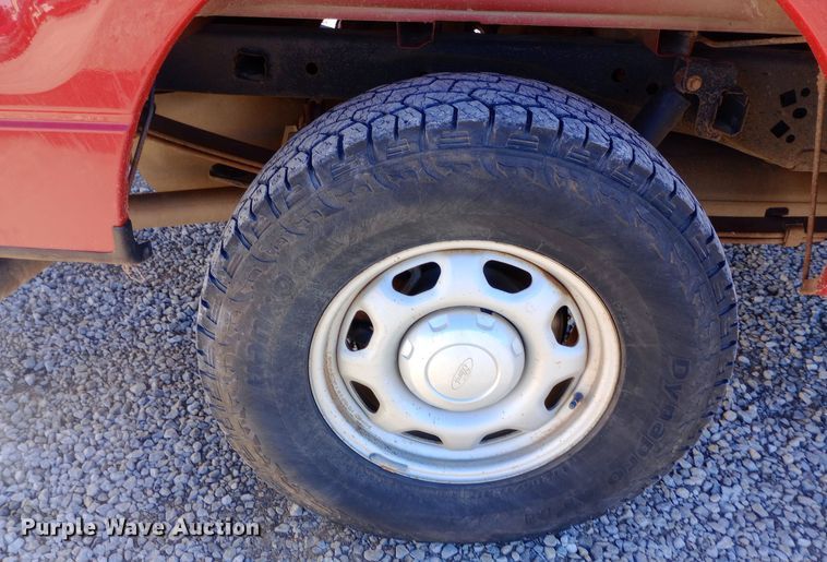 image for item EO0513 2013 Ford F150 SuperCab pickup truck