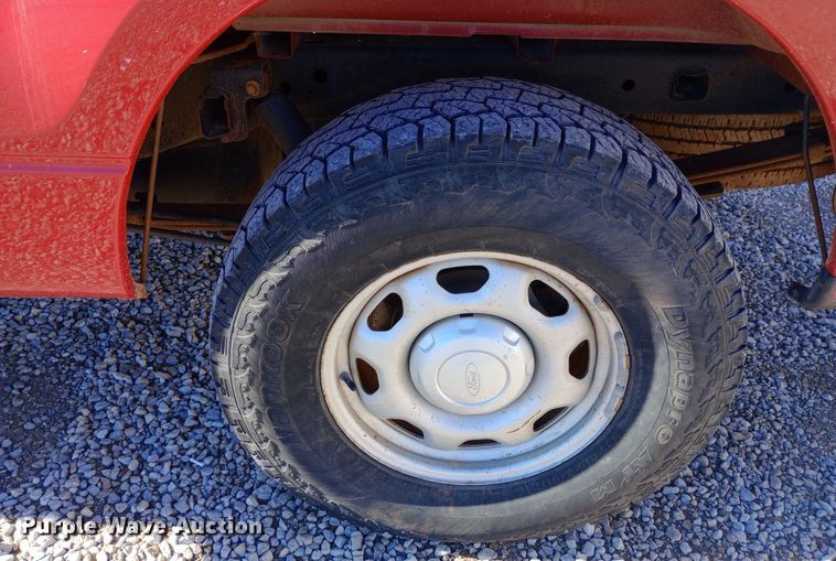 image for item EO0513 2013 Ford F150 SuperCab pickup truck