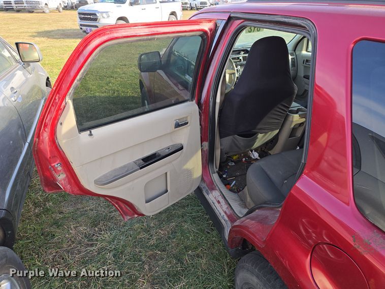 image for item EQ3843 2008 Mazda Tribute SUV