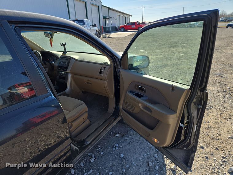 image for item EQ3888 2006 Honda  Pilot  SUV