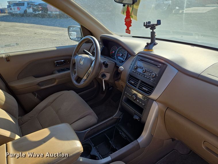 image for item EQ3888 2006 Honda  Pilot  SUV