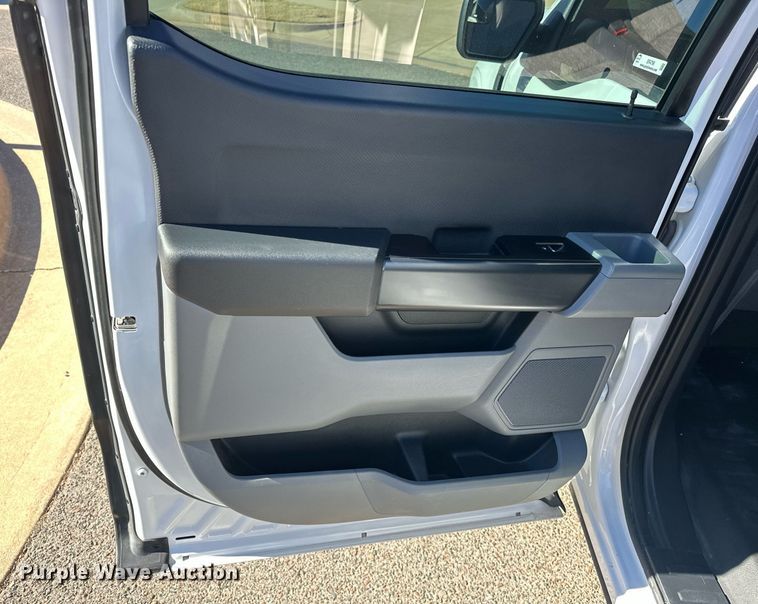 image for item ER4796 2021 Ford F150 SuperCrew pickup truck