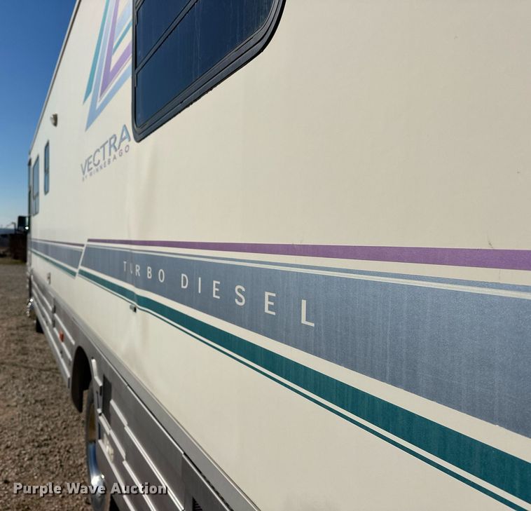 image for item ER4807 1995 Winnebago Vectra RV