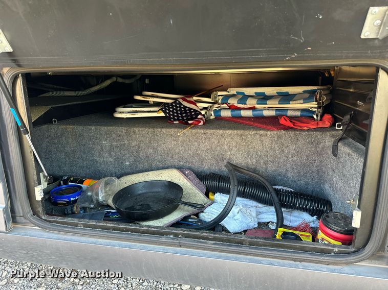 image for item ER4807 1995 Winnebago Vectra RV