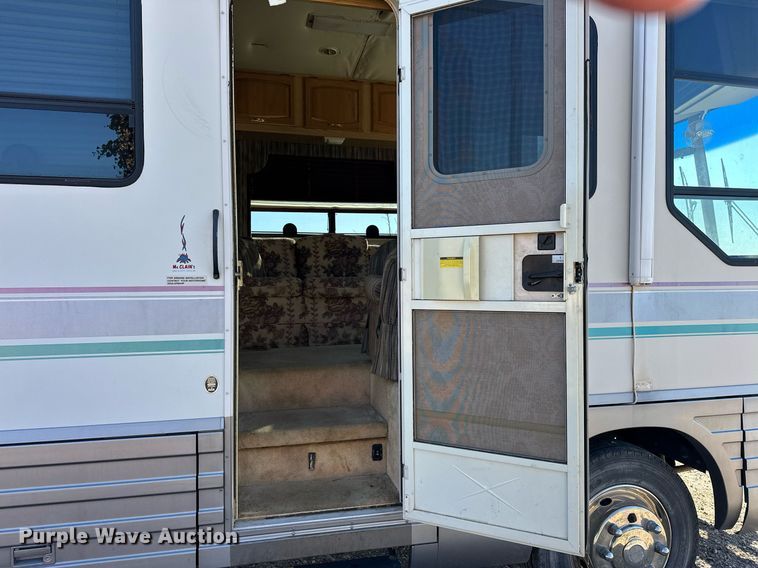 image for item ER4807 1995 Winnebago Vectra RV