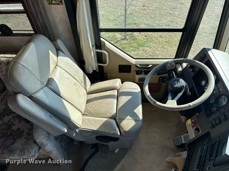 image for item ER4807 1995 Winnebago Vectra RV