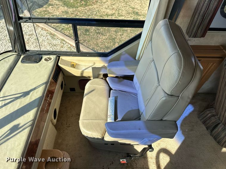 image for item ER4807 1995 Winnebago Vectra RV