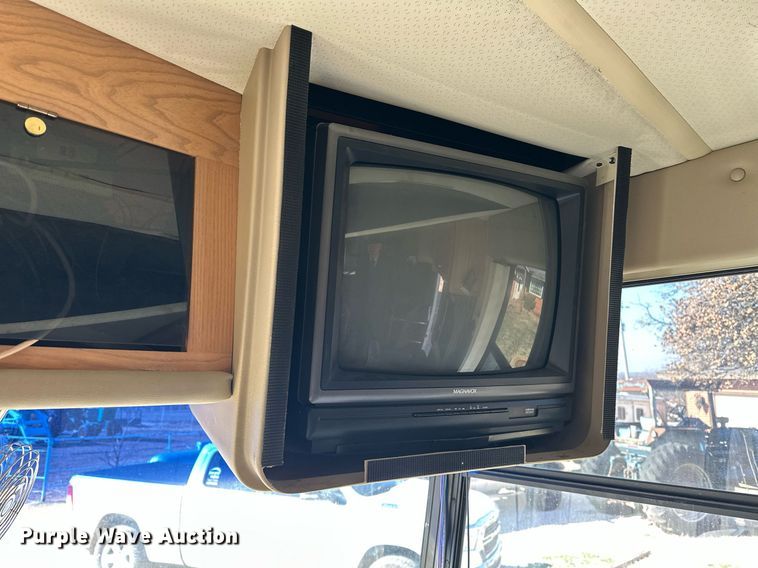 image for item ER4807 1995 Winnebago Vectra RV