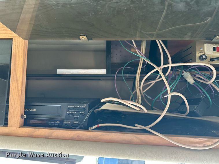 image for item ER4807 1995 Winnebago Vectra RV