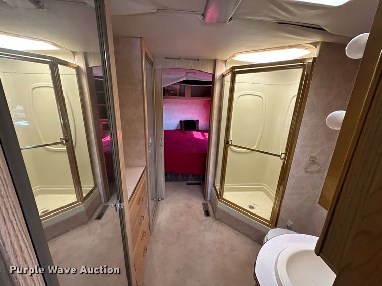 image for item ER4807 1995 Winnebago Vectra RV