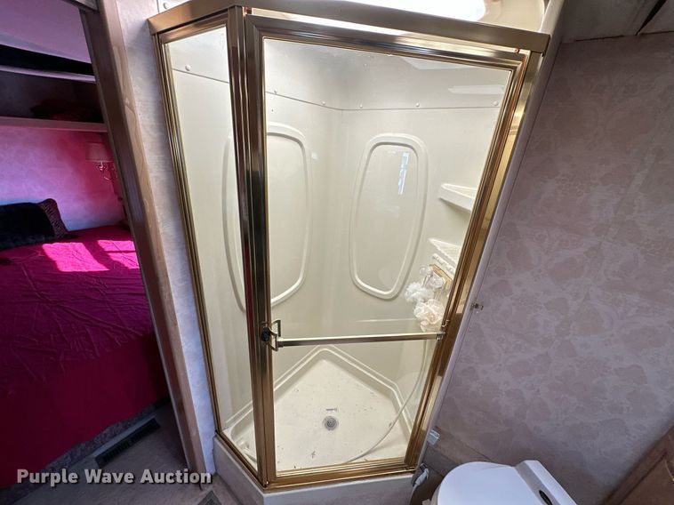 image for item ER4807 1995 Winnebago Vectra RV