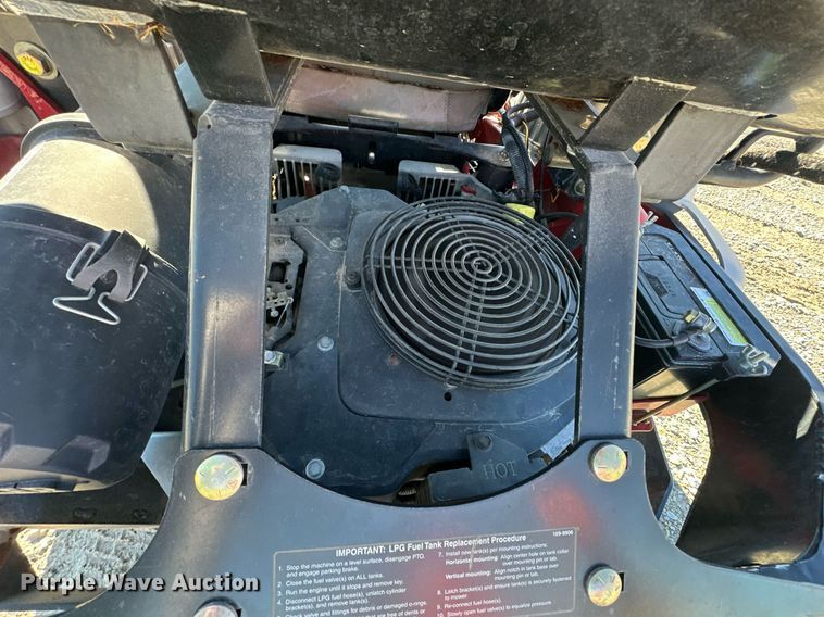 image for item ER4808 2013 Exmark LZS740PKC604 S-Series ZTR lawn mower