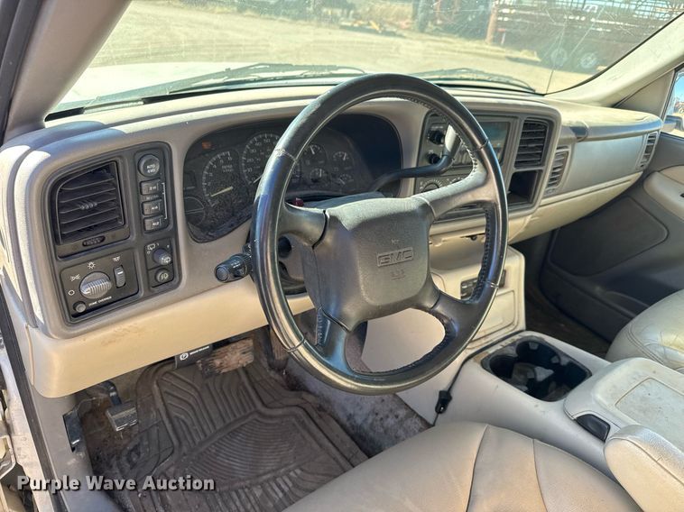 image for item LH9366 2000 GMC Yukon XL SUV