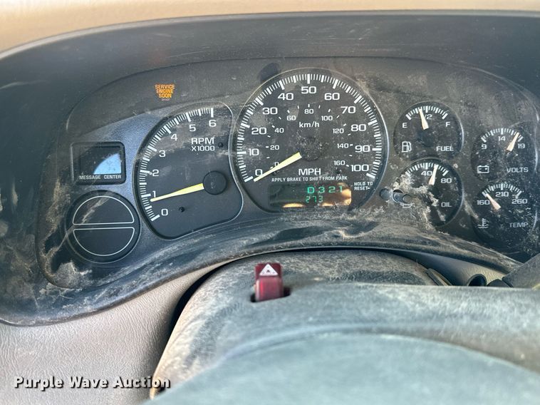 image for item LH9366 2000 GMC Yukon XL SUV