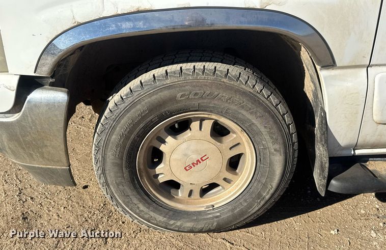 image for item LH9366 2000 GMC Yukon XL SUV