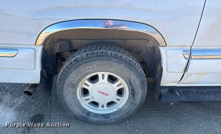 image for item LH9366 2000 GMC Yukon XL SUV