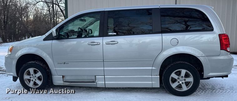 image for item LH9424 2011 Dodge  Grand Caravan  handicap accessible van