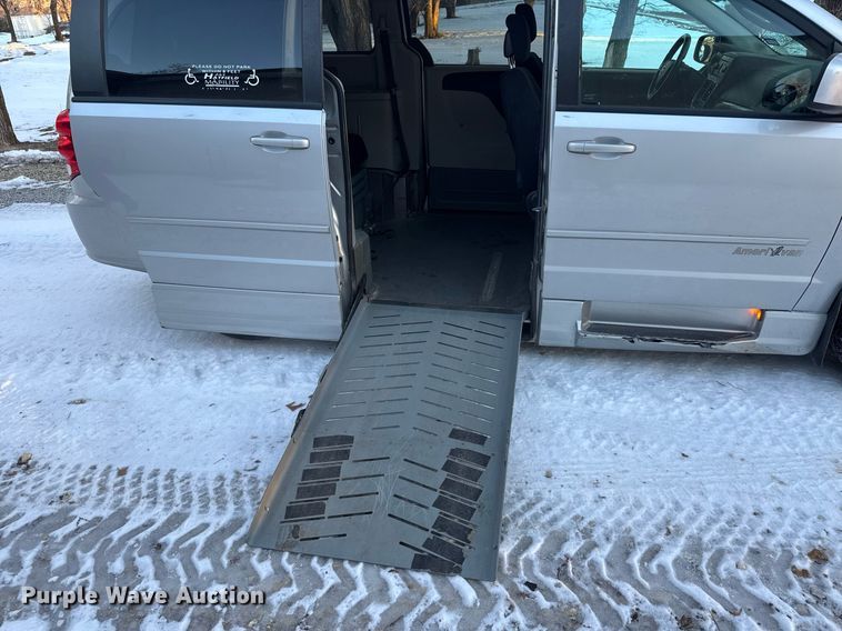 image for item LH9424 2011 Dodge  Grand Caravan  handicap accessible van