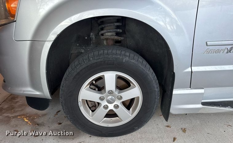 image for item LH9424 2011 Dodge  Grand Caravan  handicap accessible van