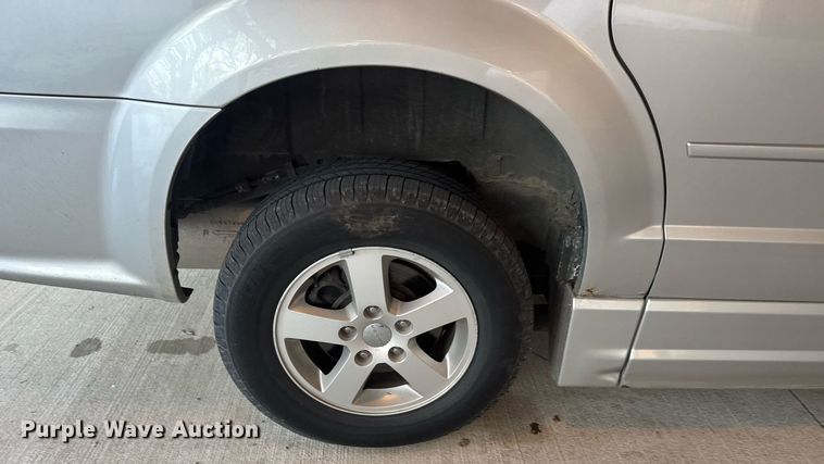 image for item LH9424 2011 Dodge  Grand Caravan  handicap accessible van