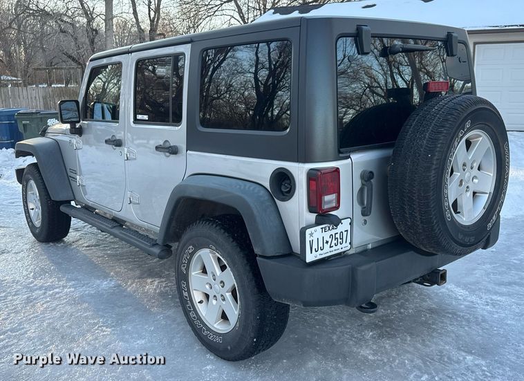 image for item LH9425 2011 Jeep  Wrangler Unlimited Sport SUV