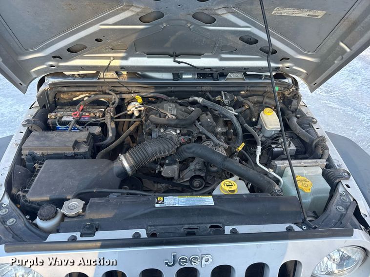 image for item LH9425 2011 Jeep  Wrangler Unlimited Sport SUV