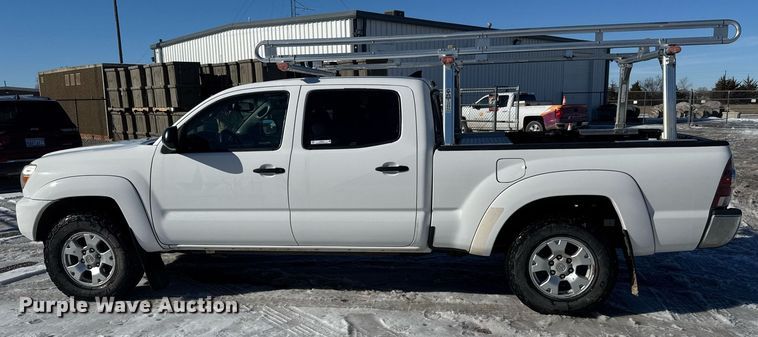image for item LH9427 2012 Toyota Tacoma Double Cab pickup truck
