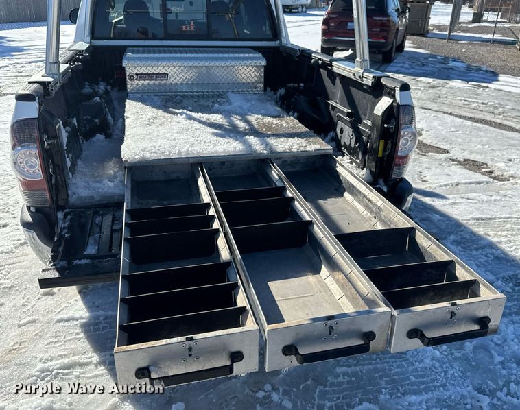 image for item LH9427 2012 Toyota Tacoma Double Cab pickup truck