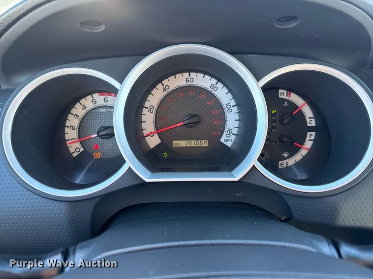 image for item LH9427 2012 Toyota Tacoma Double Cab pickup truck