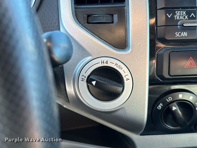 image for item LH9427 2012 Toyota Tacoma Double Cab pickup truck