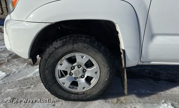 image for item LH9427 2012 Toyota Tacoma Double Cab pickup truck