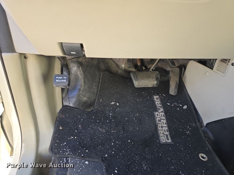 image for item LX9030 2012 Dodge Grand Caravan handicap accessible van