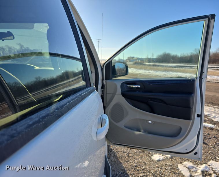 image for item LX9030 2012 Dodge Grand Caravan handicap accessible van