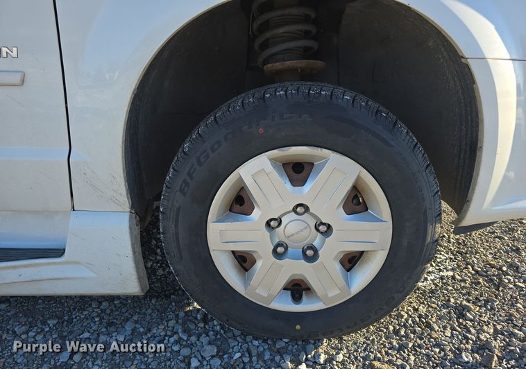 image for item LX9030 2012 Dodge Grand Caravan handicap accessible van