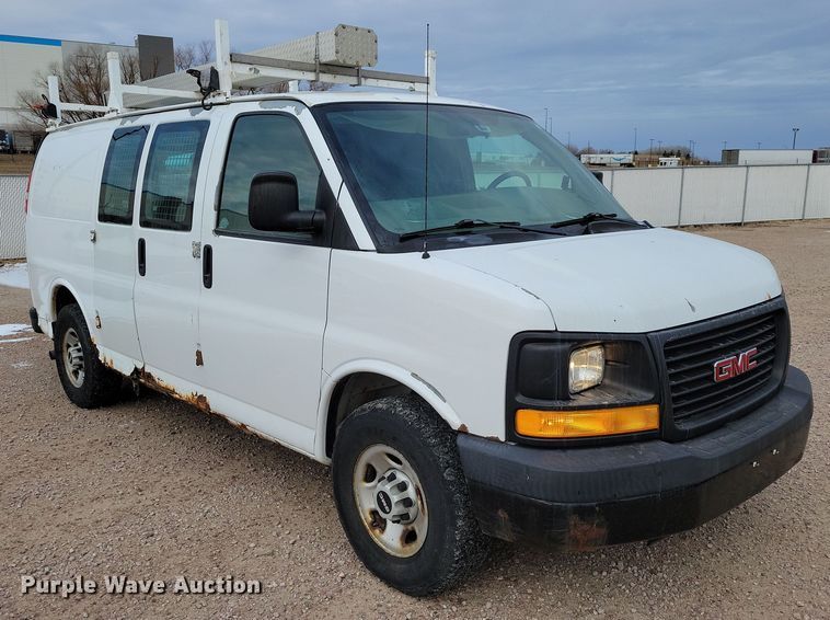 image for item NB9777 2008 GMC Savana G2500 van