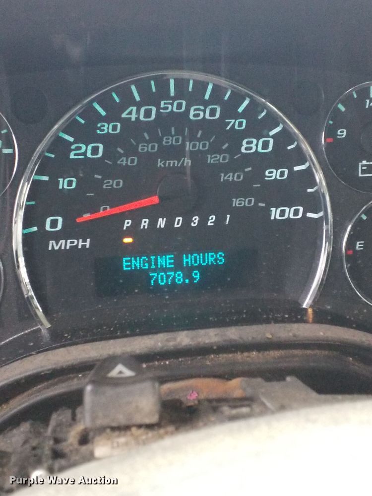 image for item NB9777 2008 GMC Savana G2500 van