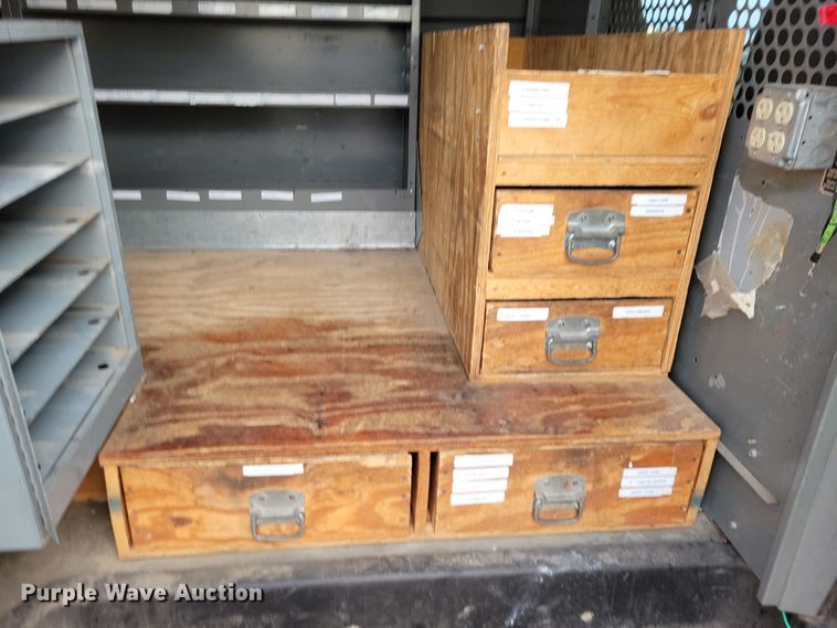 image for item NB9777 2008 GMC Savana G2500 van