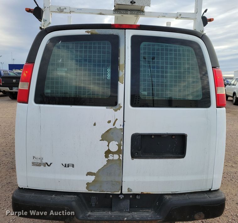 image for item NB9777 2008 GMC Savana G2500 van