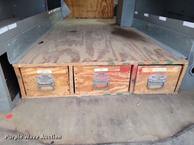 image for item NB9777 2008 GMC Savana G2500 van