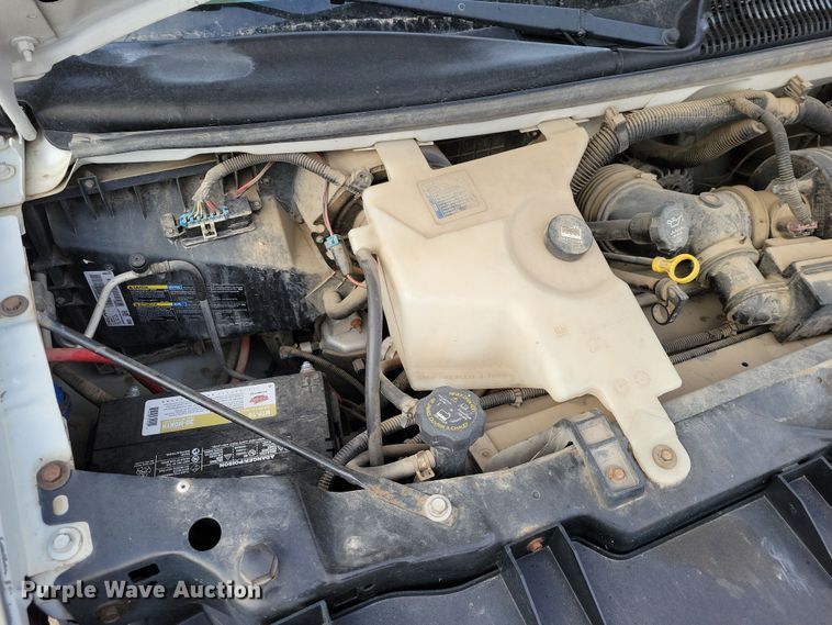 image for item NB9777 2008 GMC Savana G2500 van