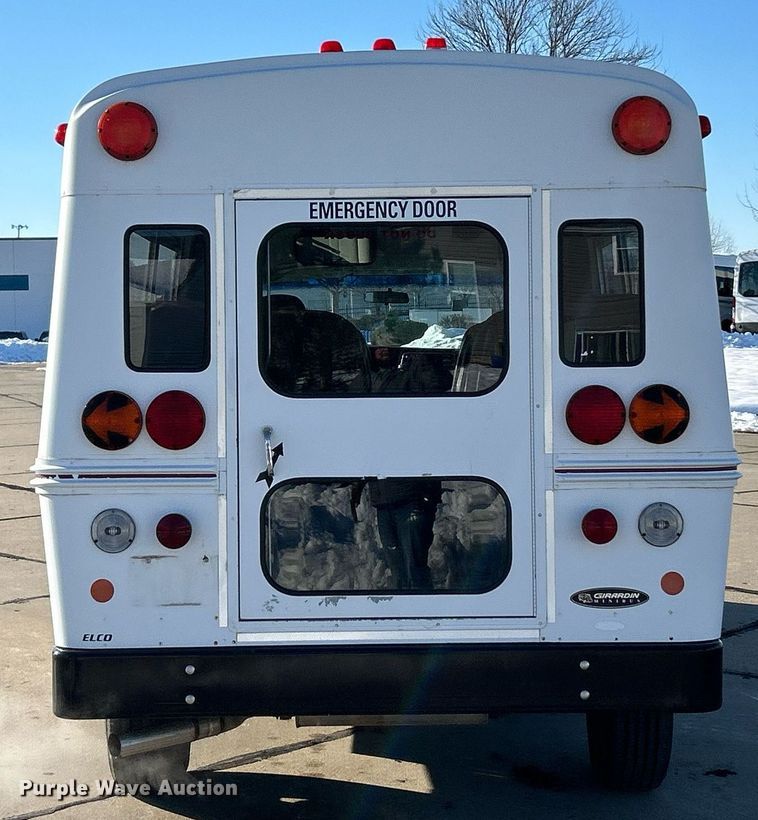 image for item NJ9739 2003 Chevrolet Express 3500 school bus