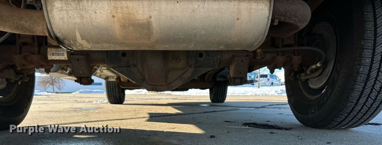 image for item NJ9739 2003 Chevrolet Express 3500 school bus