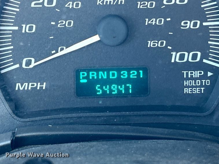 image for item NJ9739 2003 Chevrolet Express 3500 school bus