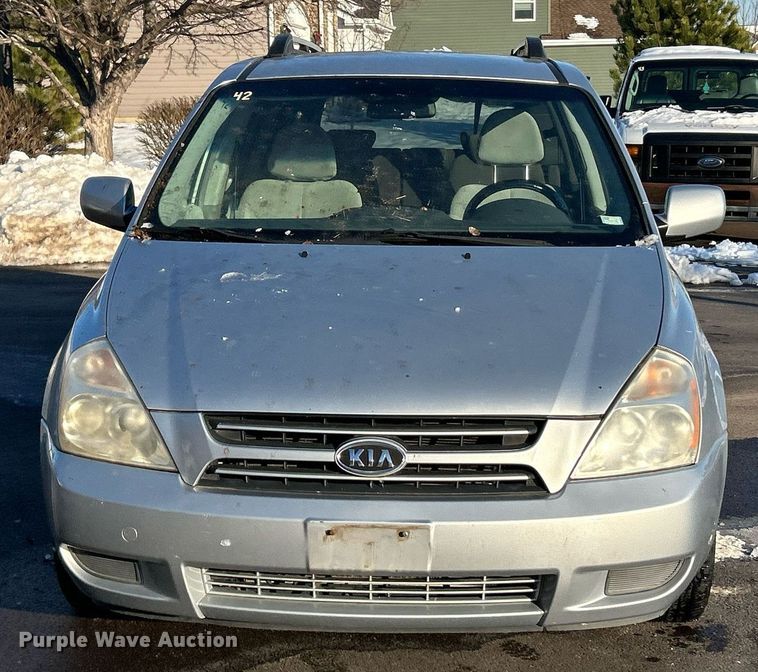 image for item NJ9740 2007 Kia Sedona LX van
