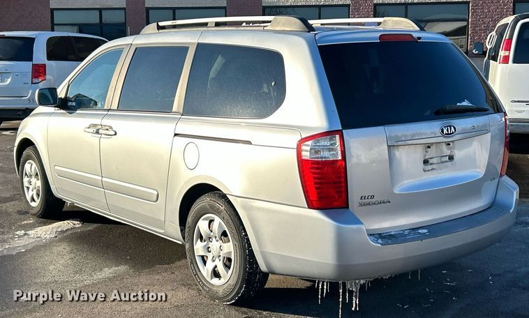 image for item NJ9740 2007 Kia Sedona LX van