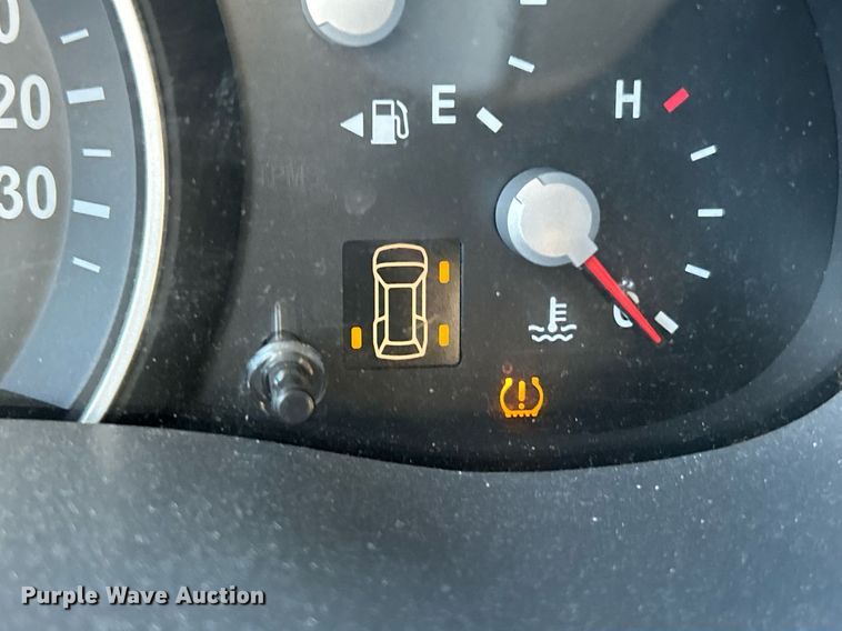 image for item NJ9740 2007 Kia Sedona LX van