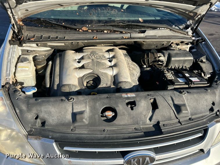 image for item NJ9740 2007 Kia Sedona LX van