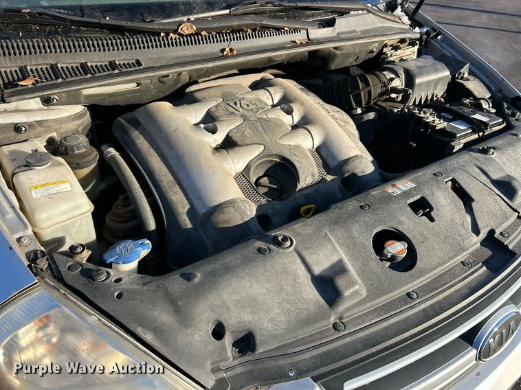 image for item NJ9740 2007 Kia Sedona LX van