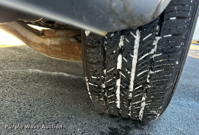 image for item NJ9740 2007 Kia Sedona LX van