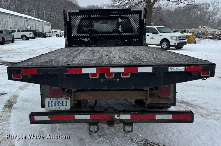 image for item OG9757 2014 Ford  F550 Super Duty XL flatbed truck